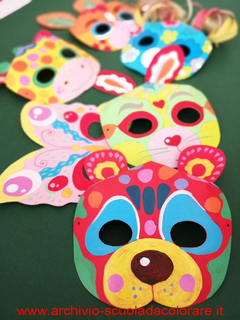 Maschere di Carnevale, lavoretti e disegni per bambini 